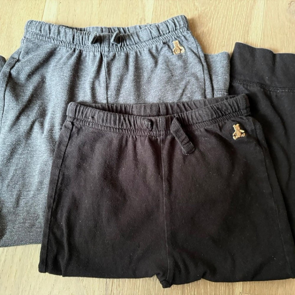 Gap Pull on Light Weight Sweatpants set of 2 Size 3T